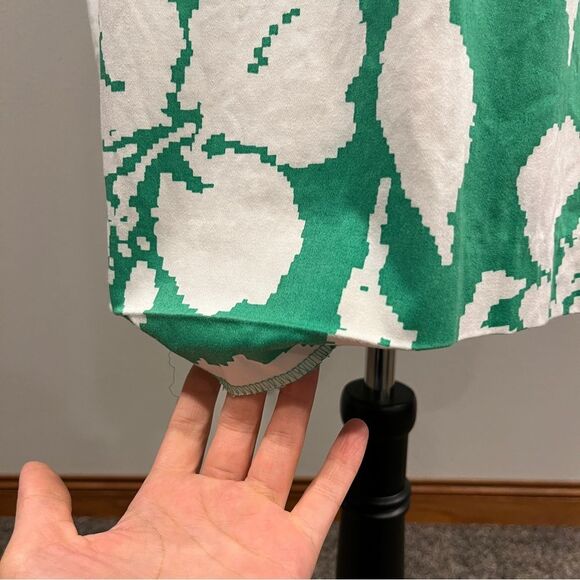 Studio I Floral Green and White Sleeveless v-neck formal Dress size 14 - Picture 5 of 14